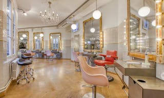 Superb Mansion in the 6th arrondissement of Paris - Image 2