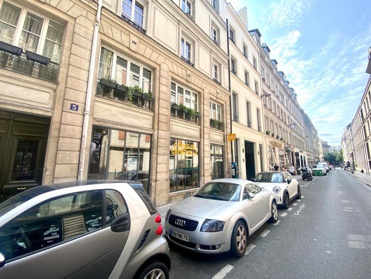 50 sqm Boutique on Rue Froissart, Paris