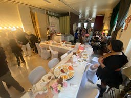 Beautiful and Versatile Open Loft Studio - Image 14