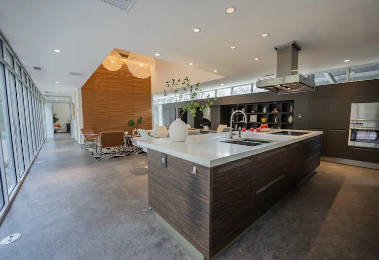 Northside Manor - Image 0