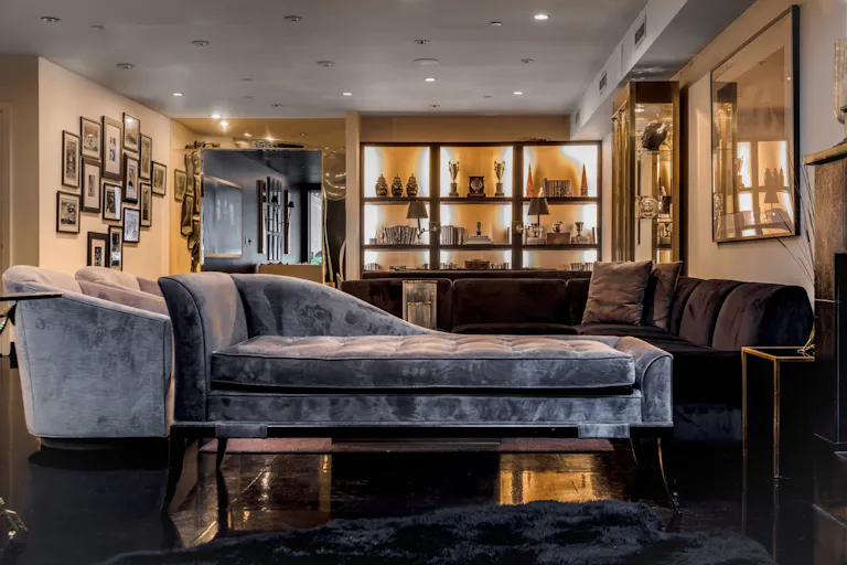Classically Elegant Soho Duplex - Image 2