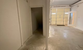Office Space/Storage Bay for Lease - Image 1