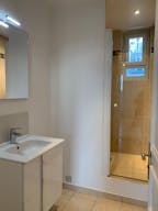 7th Arrondissement Showroom - Image 10