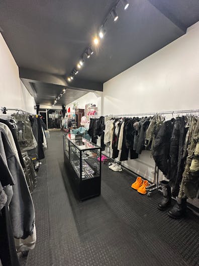 Espace pop up , très fréquenté et très bien situé - Image 2