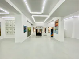 Galerie d'art en plein centre de Paris - Image 8