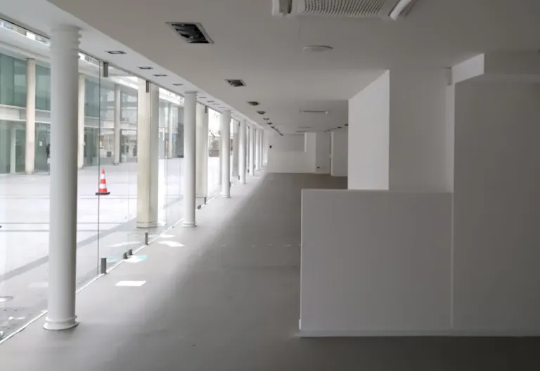 Prime Location Boutique Place du March� Saint-Honor� (Boutique 4/6) - Image 1