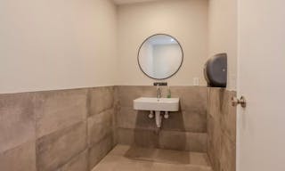 Newly Renovated Centrally Located Venue - one block from NYU - Image 7