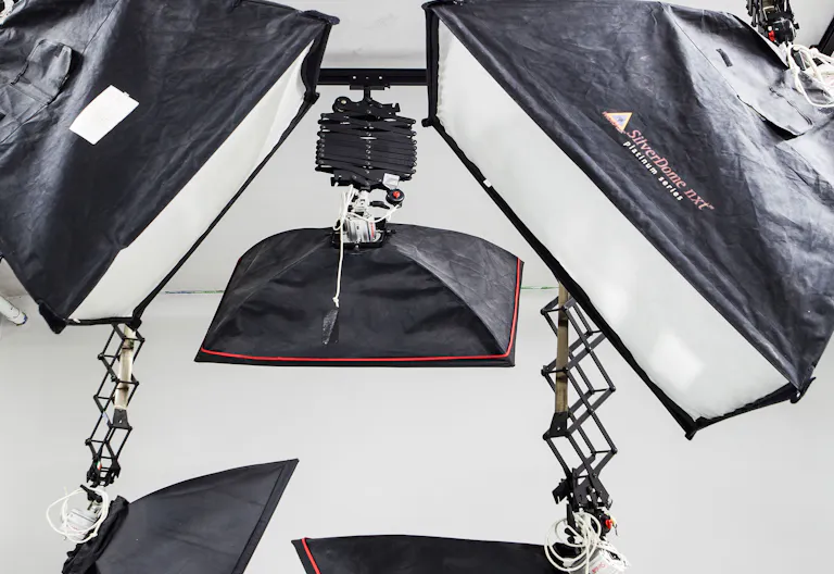 showroom milano with chroma key - Image 3
