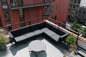 Sun-Drenched Soho Penthouse with Two Terraces - Image 20