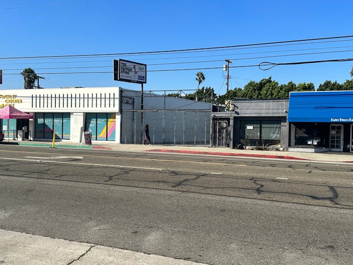 Venice - LA - Lincoln Blvd. Prime, heavy traffic retail shop - Image 4