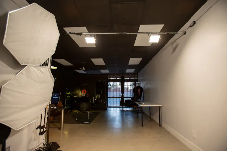 Midtown Photography and Video studio - Image 1