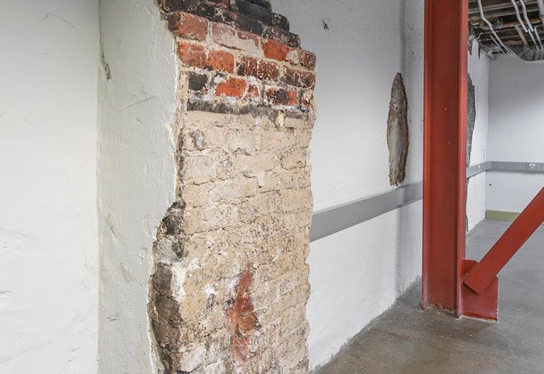 Unique downtown San Francisco full size basement space - Image 1