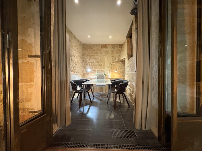 Cosy Coworking/Showroom in the center of Le Marais - Image 4