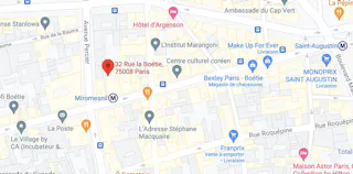 Boutique Shop Busy Area - 8th Arrondissement - Image 1