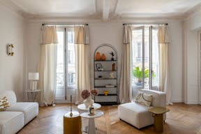 Elegant Apartment for Rent - Paris 8th Arrondissement - Near Madeleine - Image 9