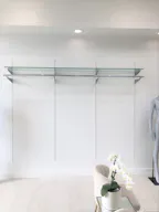 Beverly Hills Fashion Showroom/Retail Shop Space - Image 6