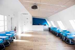 Un espace id�al pour vos formations ou r�union d'�quipe. - Image 2