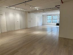 Spacious Art/Photography/Workspace Studio - Image 1