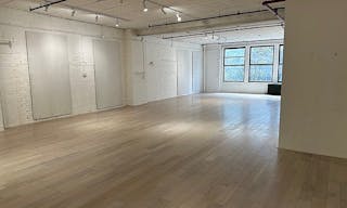 Spacious Art/Photography/Workspace Studio - Image 1