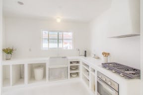 Creative Space in Tarzana - Image 2