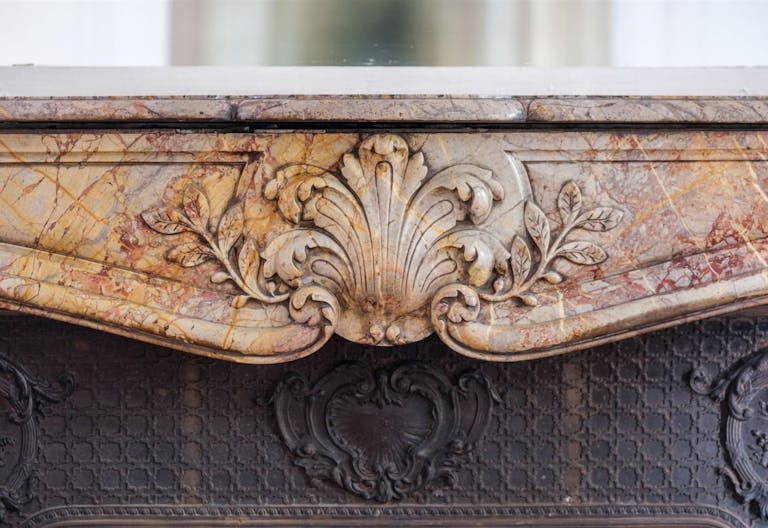 Appartement de reception Place des Quiconces - Image 1