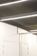 550 SqFt space on rue Saint-Martin (Haut Marais / Montorgueil / Beaubourg / Pompidou) - Image 8
