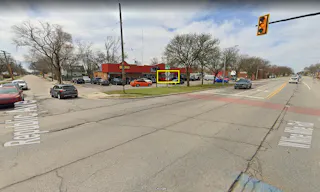 A prime unit space for immediate lease conveniently located on the border of Oak Park, MI - Image 4