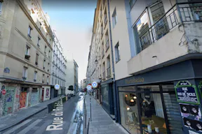 Gorgeous Boutique in Le Marais - Image 1
