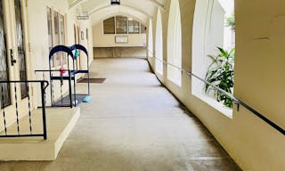 Hollywood Experience Event Space - Image 9