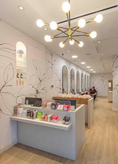 The Most Beautiful Salon in New York City  - Image 2