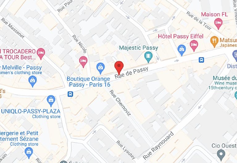 Boutique for Rent - Paris 16th Passy - Image 1