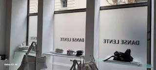 Espace-Galerie unique dans Le Marais - Image 9