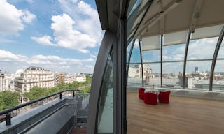 Avenue des Champs-Élysées Event Showroom - Image 0