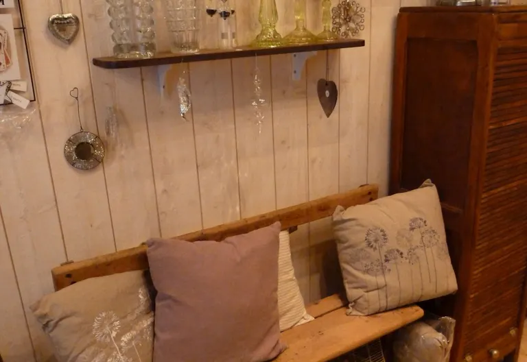 Pop up Boutique de charme au Coeur du 2eme Arrondissement - Image 2