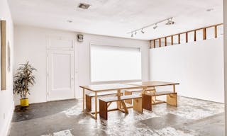 East LA's Premier Photo Studio - Image 2