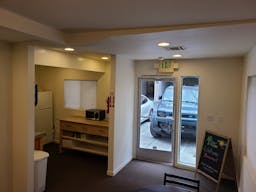 Excellent Show Room Space Near Downtown Mountain View - Image 11
