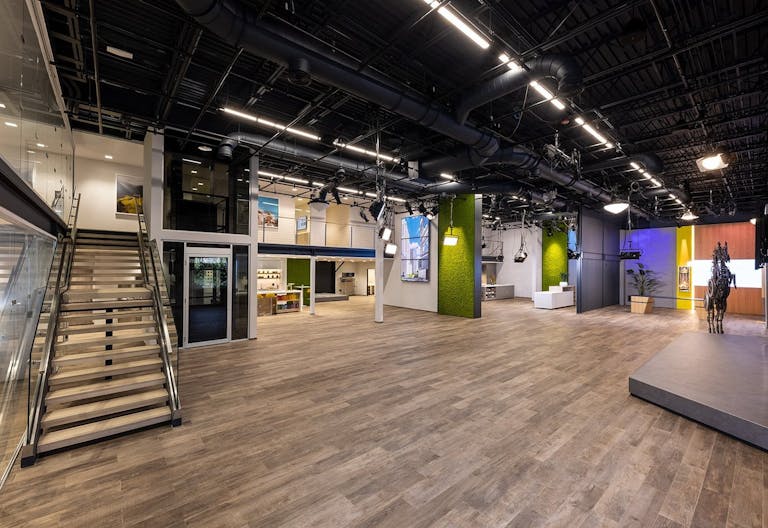 High-End Private Studio with Versatility - Image 0