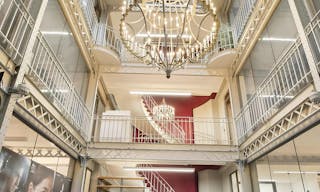 Espace de Prestige de 2000 m² sous Verrières (avec parkings) – Paris 9e - Image 7