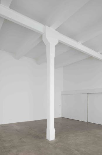 Perfect pop up store in Milano Isola - Image 2