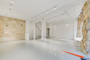 Corner Boutique on Rue de Turenne - Image 7