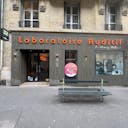 Belle boutique au Trocad�ro