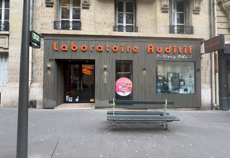 Belle boutique au Trocad�ro - Image 0