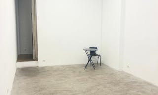 Charming Gallery in Le Marais - Image 4