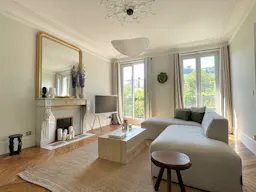 Bel appartement Haussmanien, alliant modernité et cachet de l'ancien - Image 7