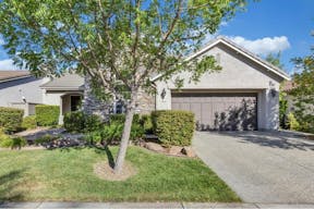 gated 55+ community of Heritage Park - Image 6