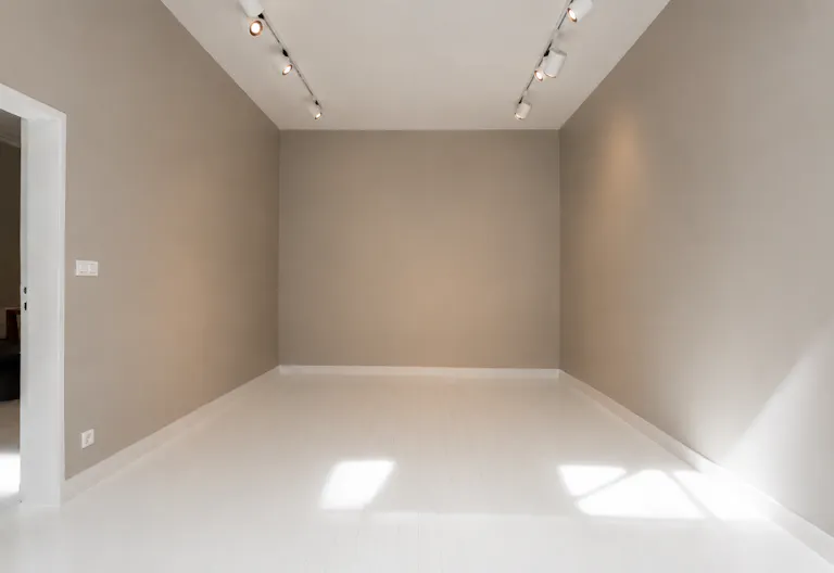 Showroom in Palais Royal (2 arcades) - Image 3