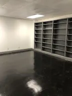 EVENT SPACE / CROSSFIT / OFFICE SHOWROOM— FOR LEASE - Image 4