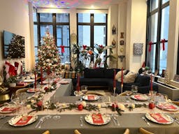 Spacious 14ft ceiling space in a Landmark Building - Image 4