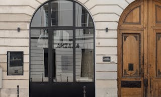 Gallery Atelier Showroom & Boutique • Pretty Chic Versatile Design • Rue Meslay - Haut Marais - Image 1