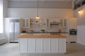 Loft Showroom in Gramercy Flatiron - Image 9